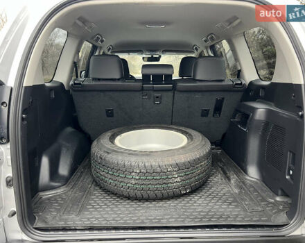 Серый Тойота Ленд Крузер Прадо, объемом двигателя 3.96 л и пробегом 64 тыс. км за 42900 $, фото 22 на Automoto.ua