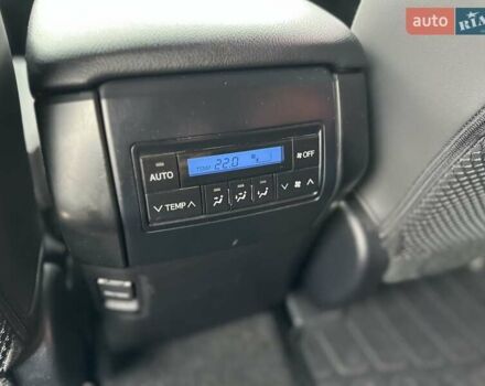 Серый Тойота Ленд Крузер Прадо, объемом двигателя 2.76 л и пробегом 134 тыс. км за 40500 $, фото 37 на Automoto.ua