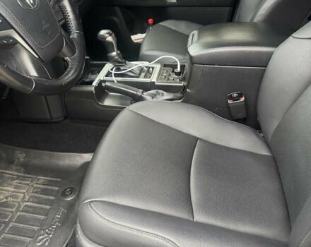 Сірий Тойота Ленд Крузер Прадо, об'ємом двигуна 3.96 л та пробігом 110 тис. км за 35500 $, фото 11 на Automoto.ua