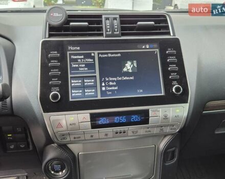 Серый Тойота Ленд Крузер Прадо, объемом двигателя 3.96 л и пробегом 25 тыс. км за 48500 $, фото 12 на Automoto.ua