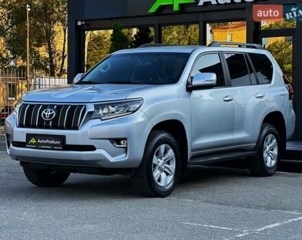 Тойота Ленд Крузер Прадо 2020 в Киеве на Automoto.ua Серый Тойота Ленд Крузер Прадо, объемом двигателя 2.76 л и пробегом 28 тыс. км за 43499 $, фото 2 на Automoto.ua