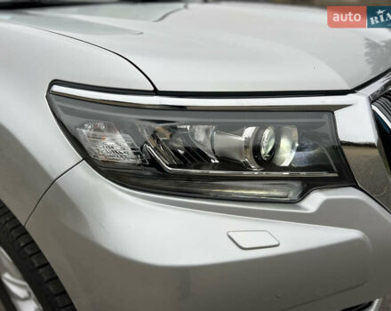 Серый Тойота Ленд Крузер Прадо, объемом двигателя 3.96 л и пробегом 64 тыс. км за 42900 $, фото 29 на Automoto.ua