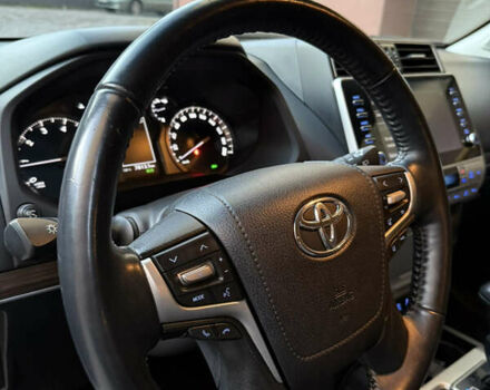 Серый Тойота Ленд Крузер Прадо, объемом двигателя 4 л и пробегом 91 тыс. км за 43500 $, фото 76 на Automoto.ua