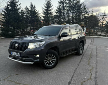 Сірий Тойота Ленд Крузер Прадо, об'ємом двигуна 2.8 л та пробігом 261 тис. км за 37999 $, фото 3 на Automoto.ua
