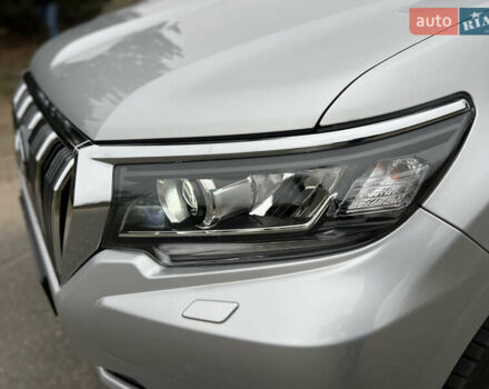 Серый Тойота Ленд Крузер Прадо, объемом двигателя 3.96 л и пробегом 64 тыс. км за 42900 $, фото 28 на Automoto.ua