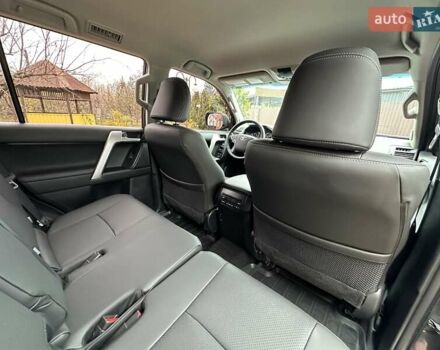 Серый Тойота Ленд Крузер Прадо, объемом двигателя 2.76 л и пробегом 134 тыс. км за 40500 $, фото 29 на Automoto.ua