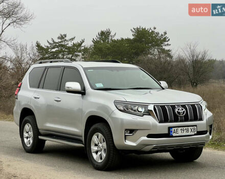 Серый Тойота Ленд Крузер Прадо, объемом двигателя 3.96 л и пробегом 64 тыс. км за 42900 $, фото 8 на Automoto.ua