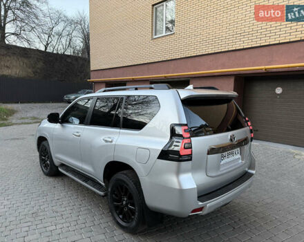 Серый Тойота Ленд Крузер Прадо, объемом двигателя 4 л и пробегом 91 тыс. км за 43500 $, фото 6 на Automoto.ua