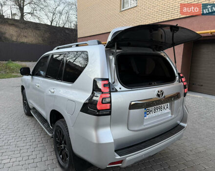 Серый Тойота Ленд Крузер Прадо, объемом двигателя 4 л и пробегом 91 тыс. км за 43500 $, фото 31 на Automoto.ua