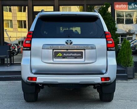 Тойота Ленд Крузер Прадо 2020 в Киеве на Automoto.ua Серый Тойота Ленд Крузер Прадо, объемом двигателя 2.76 л и пробегом 28 тыс. км за 43499 $, фото 13 на Automoto.ua