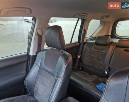 Серый Тойота Ленд Крузер Прадо, объемом двигателя 2.8 л и пробегом 260 тыс. км за 39800 $, фото 29 на Automoto.ua