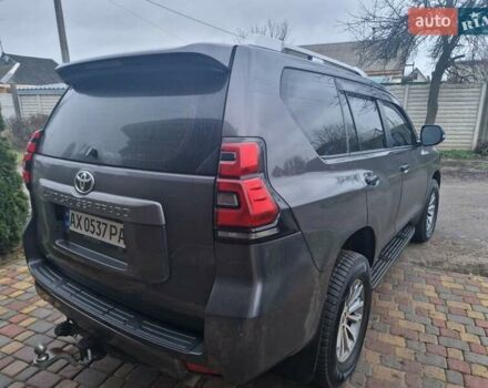 Серый Тойота Ленд Крузер Прадо, объемом двигателя 2.8 л и пробегом 260 тыс. км за 39800 $, фото 9 на Automoto.ua