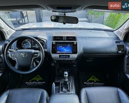 Тойота Ленд Крузер Прадо 2020 в Киеве на Automoto.ua Серый Тойота Ленд Крузер Прадо, объемом двигателя 2.76 л и пробегом 28 тыс. км за 43499 $, фото 28 на Automoto.ua