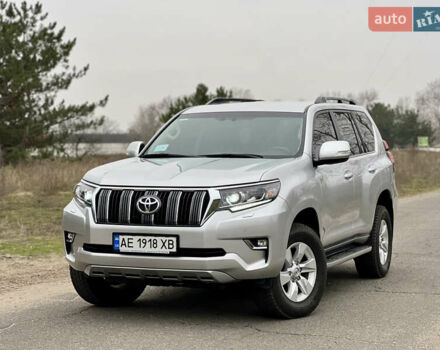 Серый Тойота Ленд Крузер Прадо, объемом двигателя 3.96 л и пробегом 64 тыс. км за 42900 $, фото 9 на Automoto.ua