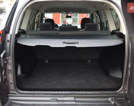 Серый Тойота Ленд Крузер Прадо, объемом двигателя 2.76 л и пробегом 92 тыс. км за 38300 $, фото 9 на Automoto.ua