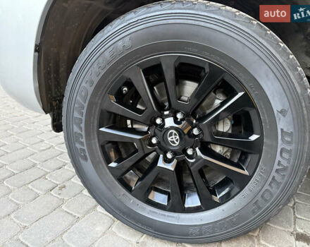 Серый Тойота Ленд Крузер Прадо, объемом двигателя 4 л и пробегом 91 тыс. км за 43500 $, фото 45 на Automoto.ua