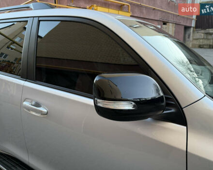 Серый Тойота Ленд Крузер Прадо, объемом двигателя 4 л и пробегом 91 тыс. км за 43500 $, фото 37 на Automoto.ua