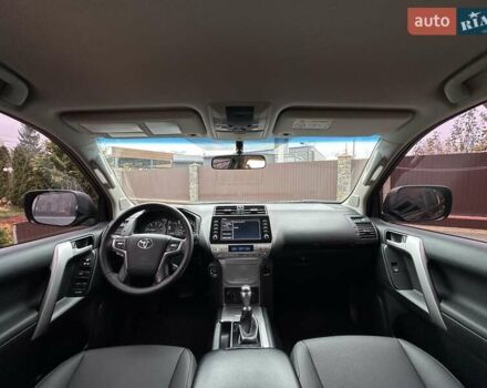 Серый Тойота Ленд Крузер Прадо, объемом двигателя 2.76 л и пробегом 134 тыс. км за 40500 $, фото 25 на Automoto.ua