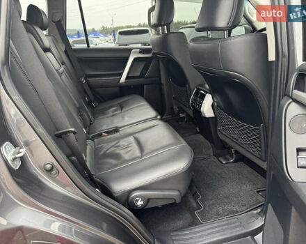 Серый Тойота Ленд Крузер Прадо, объемом двигателя 2.76 л и пробегом 148 тыс. км за 48500 $, фото 17 на Automoto.ua