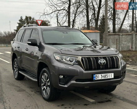 Серый Тойота Ленд Крузер Прадо, объемом двигателя 3.96 л и пробегом 112 тыс. км за 41999 $, фото 5 на Automoto.ua