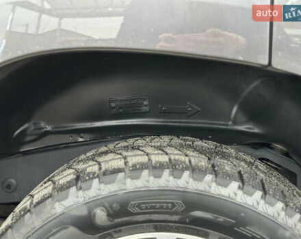 Серый Тойота Ленд Крузер Прадо, объемом двигателя 3.96 л и пробегом 112 тыс. км за 41999 $, фото 55 на Automoto.ua