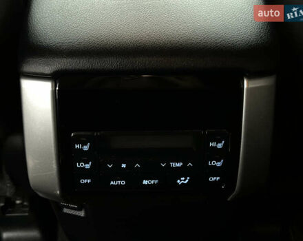 Серый Тойота Ленд Крузер Прадо, объемом двигателя 3.96 л и пробегом 112 тыс. км за 41999 $, фото 52 на Automoto.ua