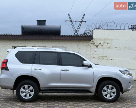 Серый Тойота Ленд Крузер Прадо, объемом двигателя 2.76 л и пробегом 56 тыс. км за 46300 $, фото 17 на Automoto.ua