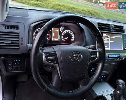 Серый Тойота Ленд Крузер Прадо, объемом двигателя 2.76 л и пробегом 54 тыс. км за 46200 $, фото 8 на Automoto.ua