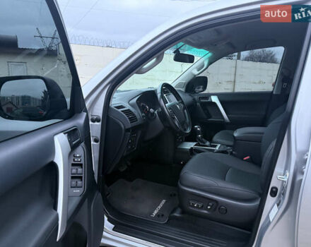 Серый Тойота Ленд Крузер Прадо, объемом двигателя 2.76 л и пробегом 56 тыс. км за 46300 $, фото 26 на Automoto.ua