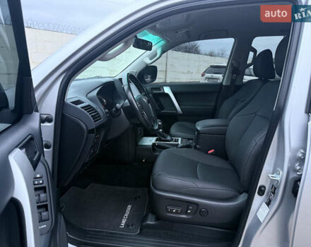 Серый Тойота Ленд Крузер Прадо, объемом двигателя 2.76 л и пробегом 56 тыс. км за 46300 $, фото 30 на Automoto.ua