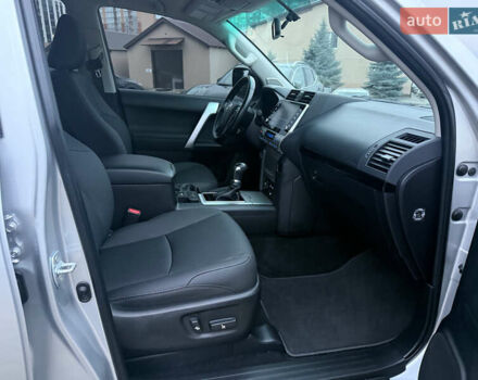 Серый Тойота Ленд Крузер Прадо, объемом двигателя 2.76 л и пробегом 56 тыс. км за 46300 $, фото 34 на Automoto.ua