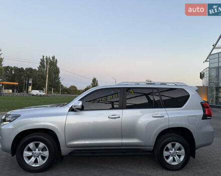 Серый Тойота Ленд Крузер Прадо, объемом двигателя 2.76 л и пробегом 54 тыс. км за 46200 $, фото 6 на Automoto.ua