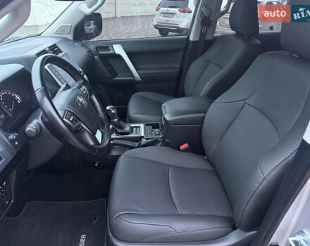 Серый Тойота Ленд Крузер Прадо, объемом двигателя 2.76 л и пробегом 56 тыс. км за 46300 $, фото 31 на Automoto.ua