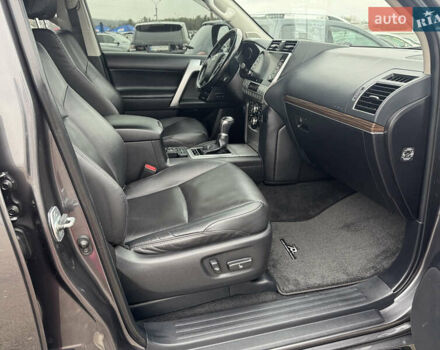 Серый Тойота Ленд Крузер Прадо, объемом двигателя 2.76 л и пробегом 148 тыс. км за 48500 $, фото 16 на Automoto.ua