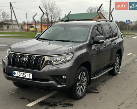 Серый Тойота Ленд Крузер Прадо, объемом двигателя 3.96 л и пробегом 112 тыс. км за 41999 $, фото 19 на Automoto.ua