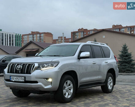 Серый Тойота Ленд Крузер Прадо, объемом двигателя 2.76 л и пробегом 56 тыс. км за 46300 $, фото 4 на Automoto.ua