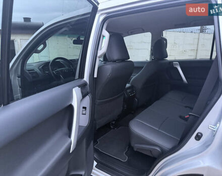 Серый Тойота Ленд Крузер Прадо, объемом двигателя 2.76 л и пробегом 56 тыс. км за 46300 $, фото 28 на Automoto.ua