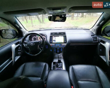 Серый Тойота Ленд Крузер Прадо, объемом двигателя 2.76 л и пробегом 148 тыс. км за 48500 $, фото 15 на Automoto.ua