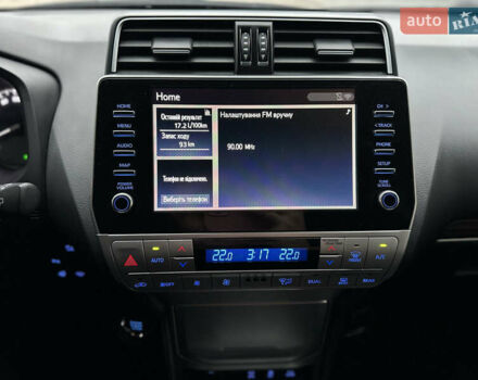 Серый Тойота Ленд Крузер Прадо, объемом двигателя 3.96 л и пробегом 112 тыс. км за 41999 $, фото 45 на Automoto.ua