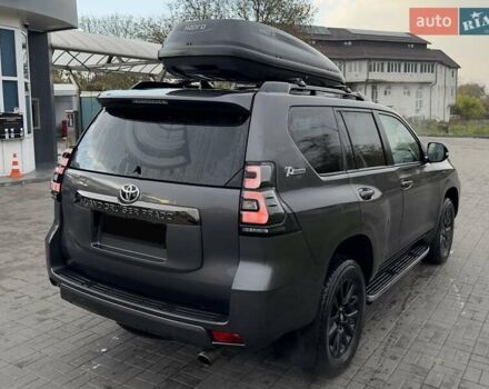 Серый Тойота Ленд Крузер Прадо, объемом двигателя 3.96 л и пробегом 76 тыс. км за 54600 $, фото 3 на Automoto.ua