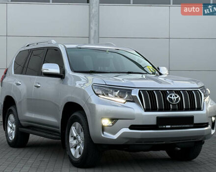 Серый Тойота Ленд Крузер Прадо, объемом двигателя 2.76 л и пробегом 54 тыс. км за 46200 $, фото 2 на Automoto.ua