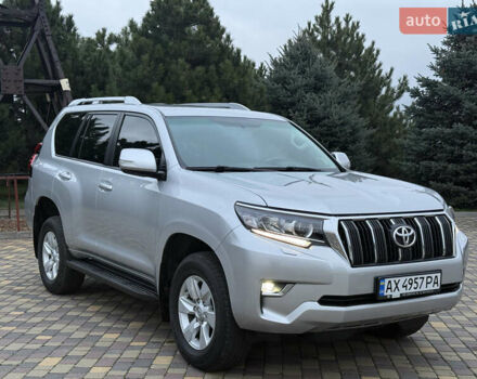 Серый Тойота Ленд Крузер Прадо, объемом двигателя 2.76 л и пробегом 56 тыс. км за 46300 $, фото 2 на Automoto.ua