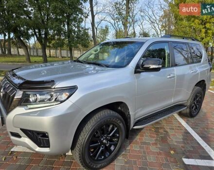 Серый Тойота Ленд Крузер Прадо, объемом двигателя 3.96 л и пробегом 30 тыс. км за 48999 $, фото 7 на Automoto.ua