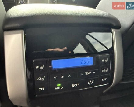 Серый Тойота Ленд Крузер Прадо, объемом двигателя 2.76 л и пробегом 70 тыс. км за 48500 $, фото 18 на Automoto.ua