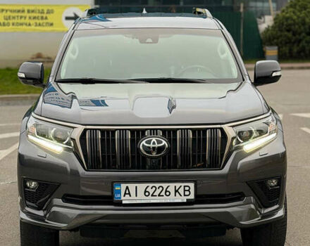 Серый Тойота Ленд Крузер Прадо, объемом двигателя 3.96 л и пробегом 86 тыс. км за 51900 $, фото 1 на Automoto.ua