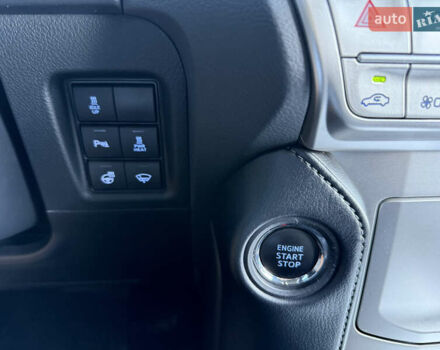 Серый Тойота Ленд Крузер Прадо, объемом двигателя 2.76 л и пробегом 70 тыс. км за 49500 $, фото 13 на Automoto.ua