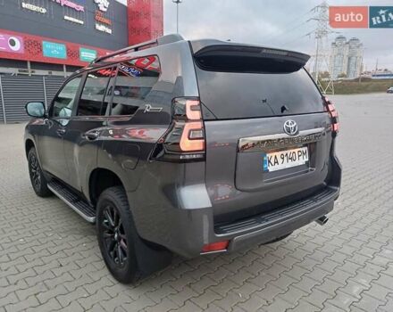 Сірий Тойота Ленд Крузер Прадо, об'ємом двигуна 3.96 л та пробігом 23 тис. км за 52100 $, фото 11 на Automoto.ua