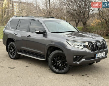 Серый Тойота Ленд Крузер Прадо, объемом двигателя 2.76 л и пробегом 70 тыс. км за 48500 $, фото 7 на Automoto.ua