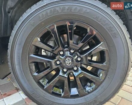 Сірий Тойота Ленд Крузер Прадо, об'ємом двигуна 3.96 л та пробігом 30 тис. км за 48500 $, фото 8 на Automoto.ua