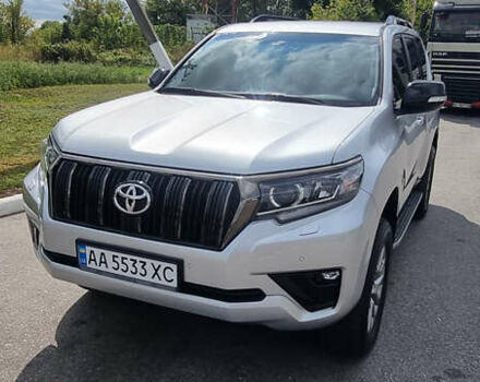 Сірий Тойота Ленд Крузер Прадо, об'ємом двигуна 3.96 л та пробігом 35 тис. км за 50100 $, фото 4 на Automoto.ua